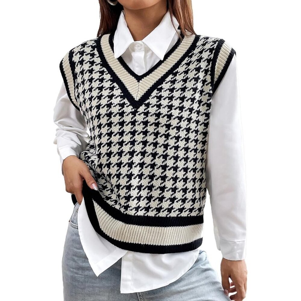 Women's Knit Sweater Vest Acrylic V-Neck Sleeveless Cropped Preppy Style